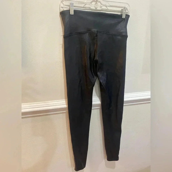 SPANX “Don’t Faux-Get” faux leather  side striped shaping leggings, size L - Picture 6 of 6